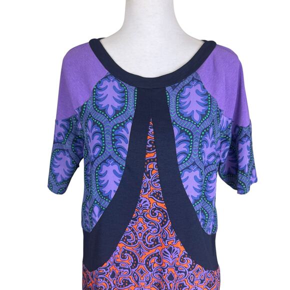 Tracy Reese 100% Silk Purple Pattern 3/4 Sleeve Lightweight Breezy Colorful Top - Picture 2 of 11